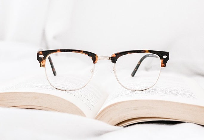 What are Reading Glasses And How Do They Work? – Fashion Eyewear