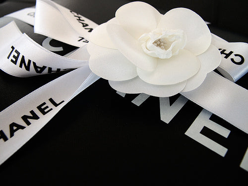 New CHANEL white camellia gift packaging flower