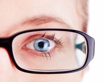 Glass Vs Plastic Lenses: Which Is Right For You?