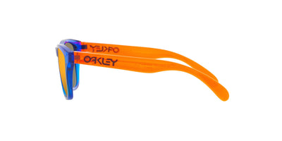 Oakley Junior Frogskins XXS OJ9009 Crystal Blue/Prizm Ruby Mirror #colour_crystal-blue-prizm-ruby-mirror