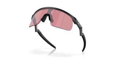 Oakley Junior Resistor OJ9010 Matte Black/Prizm Dark Golf Mirror #colour_matte-black-prizm-dark-golf-mirror