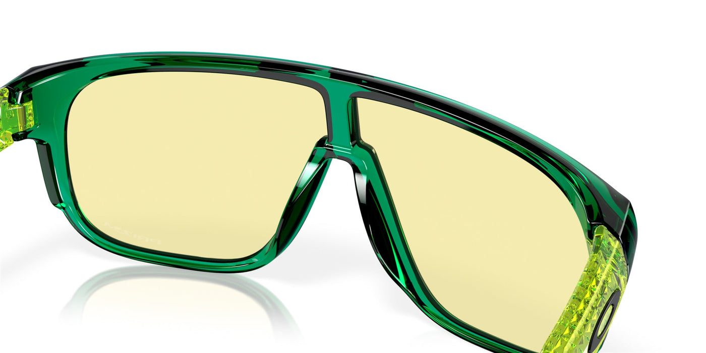 Oakley Junior Inverter OJ9012 Crystal Green/Prizm Gaming Mirror #colour_crystal-green-prizm-gaming-mirror