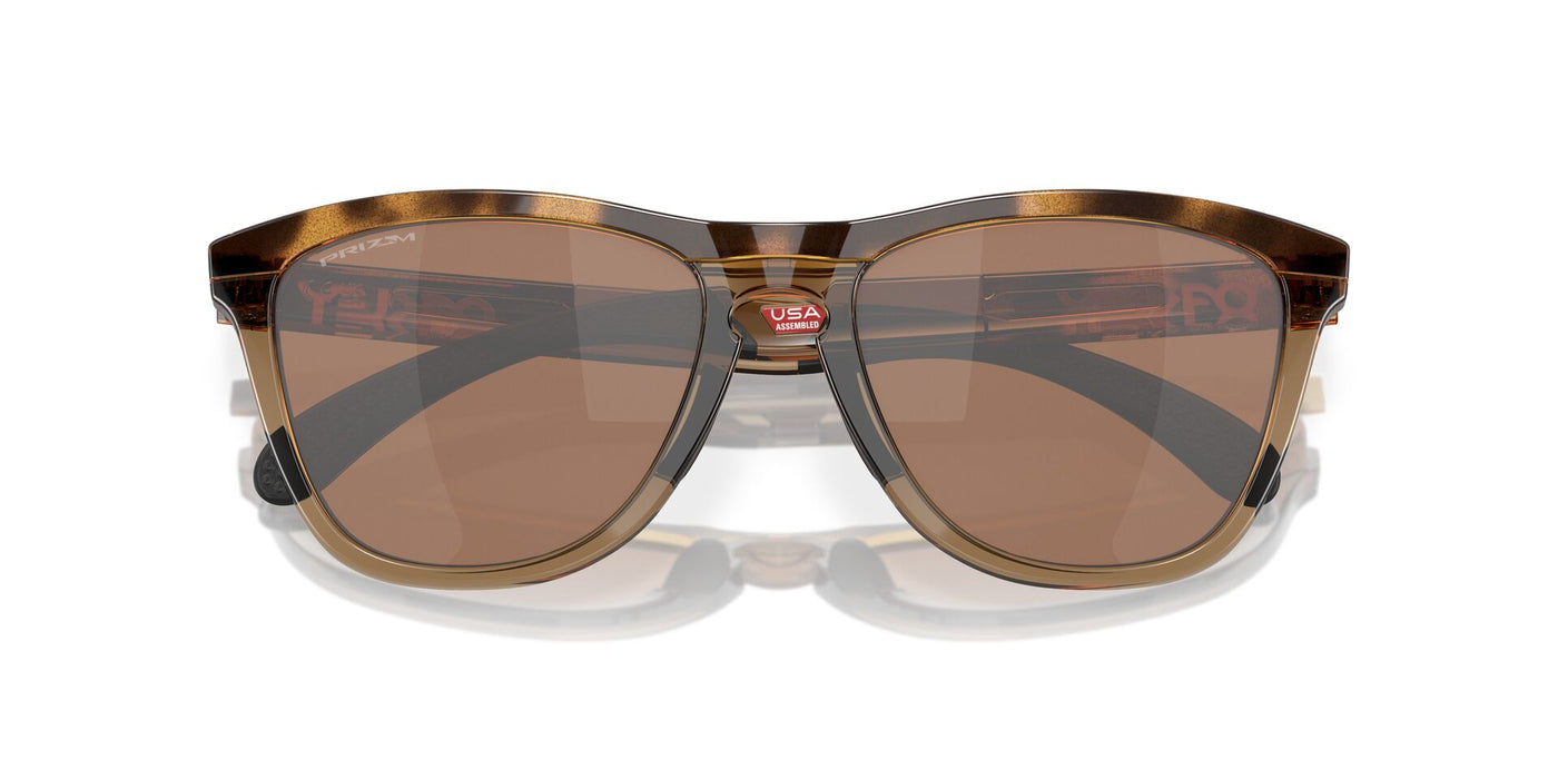 Oakley Frogskins Range OO9284 Brown Tortoise/Brown Smoke/Prizm Tungsten Polarised #colour_brown-tortoise-brown-smoke-prizm-tungsten-polarised