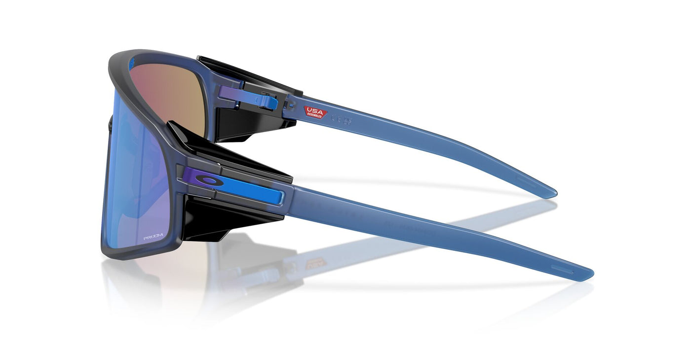 Oakley Latch Panel OO9404 Matte Transparent Navy/Prizm Sapphire #colour_matte-transparent-navy-prizm-sapphire