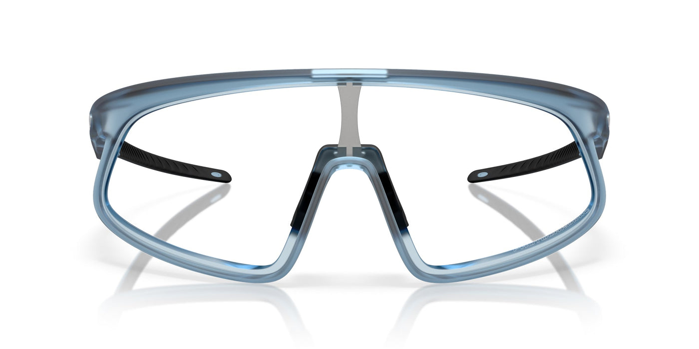 Oakley RSLV OO9484D Matt Transparent Stonewash/Clear to Black Iridium Photochromic #colour_matt-transparent-stonewash-clear-to-black-iridium-photochromic