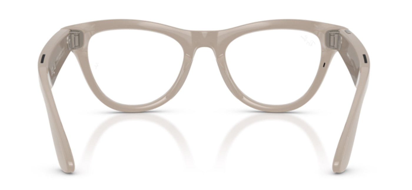 #colour_chalky-grey-sapphire-phtochromic