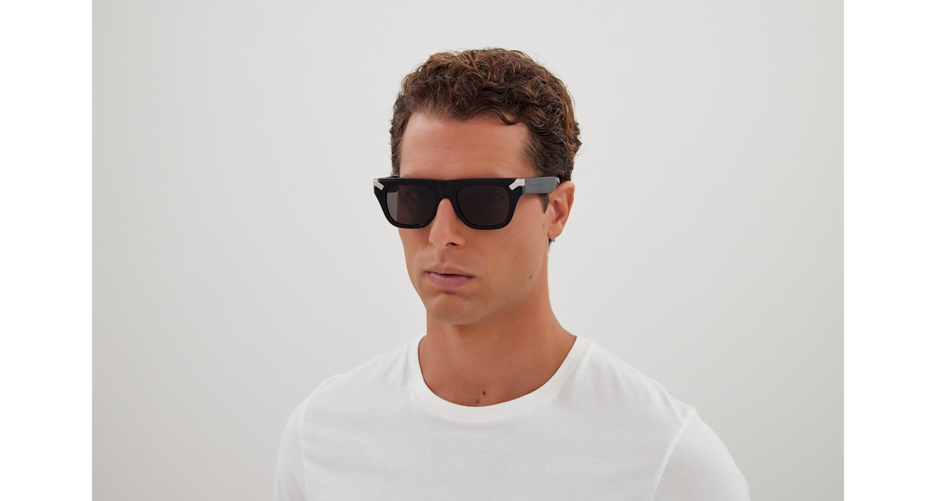 Alexander Mcqueen AM0441S Rectangle Sunglasses | Fashion Eyewear