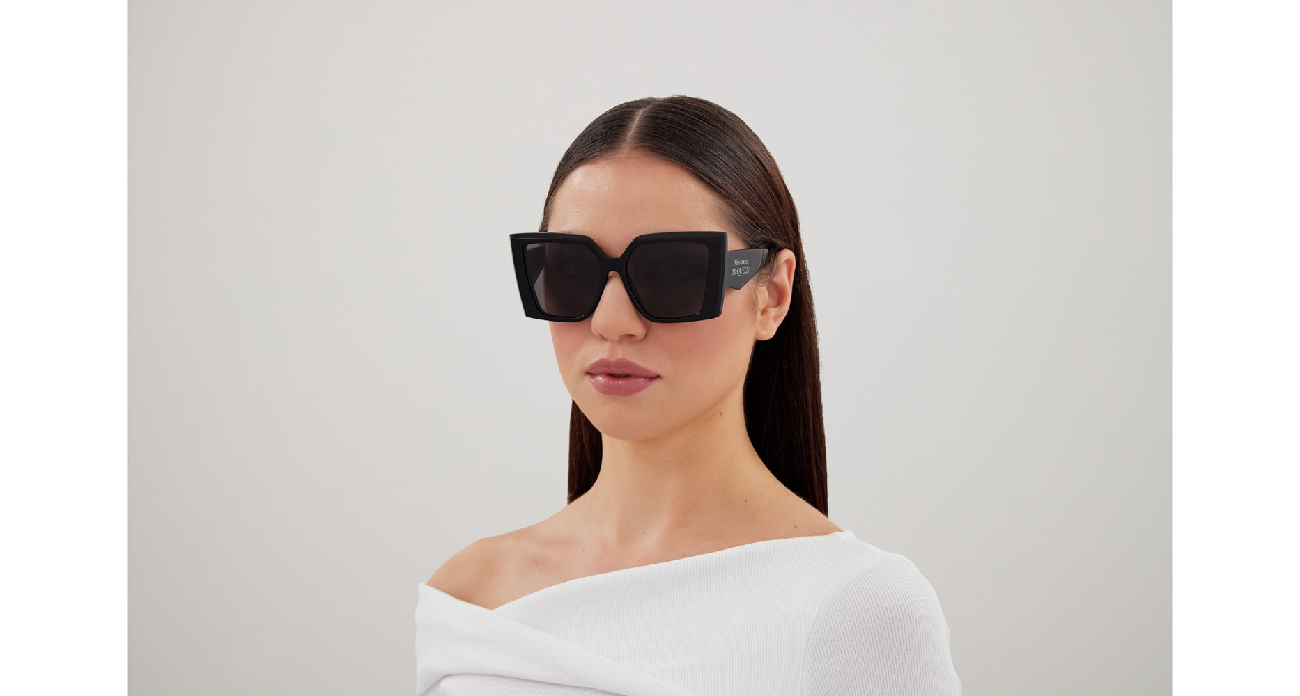 Alexander Mcqueen AM0467S Square Sunglasses | Fashion Eyewear US