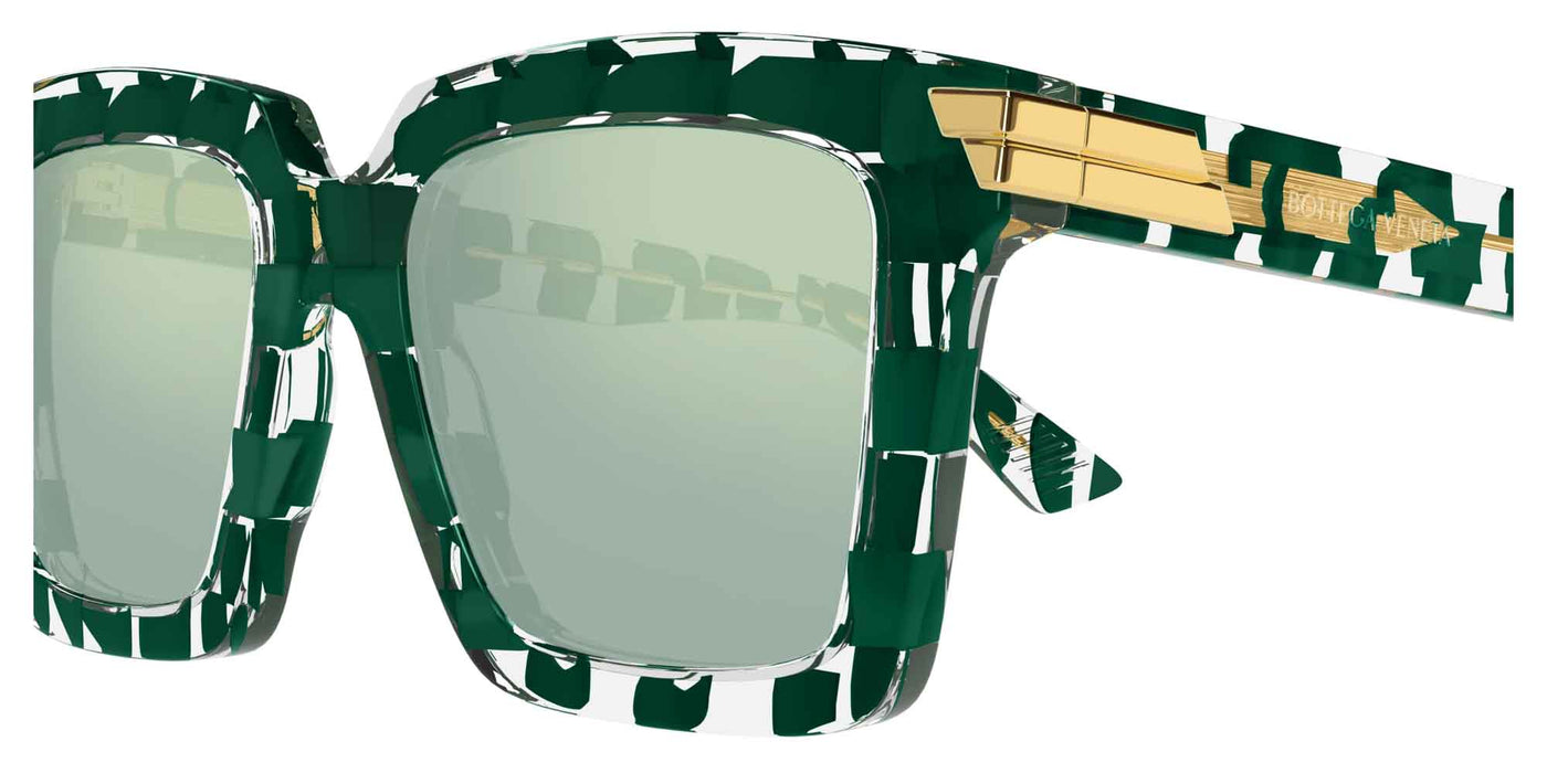 #colour_green-green-mirror