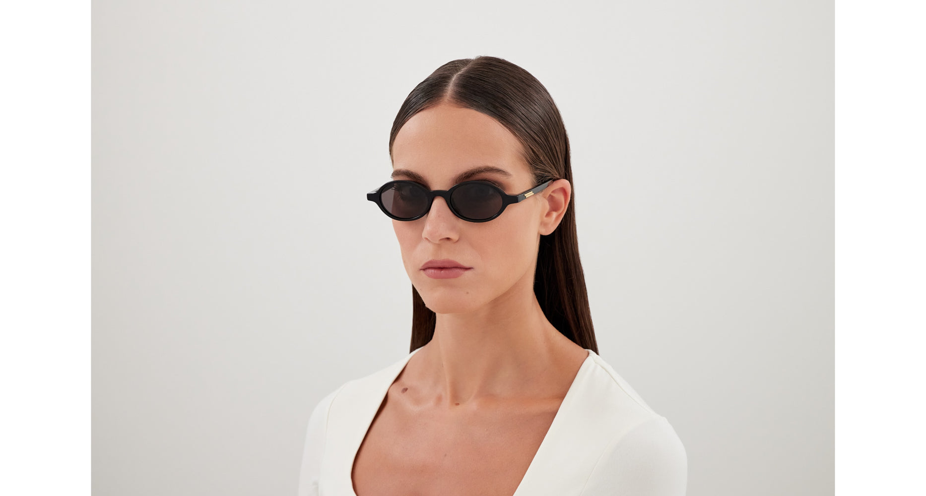 Bottega Veneta BV1388S Round Sunglasses | Fashion Eyewear US