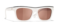 #colour_white-black-brown