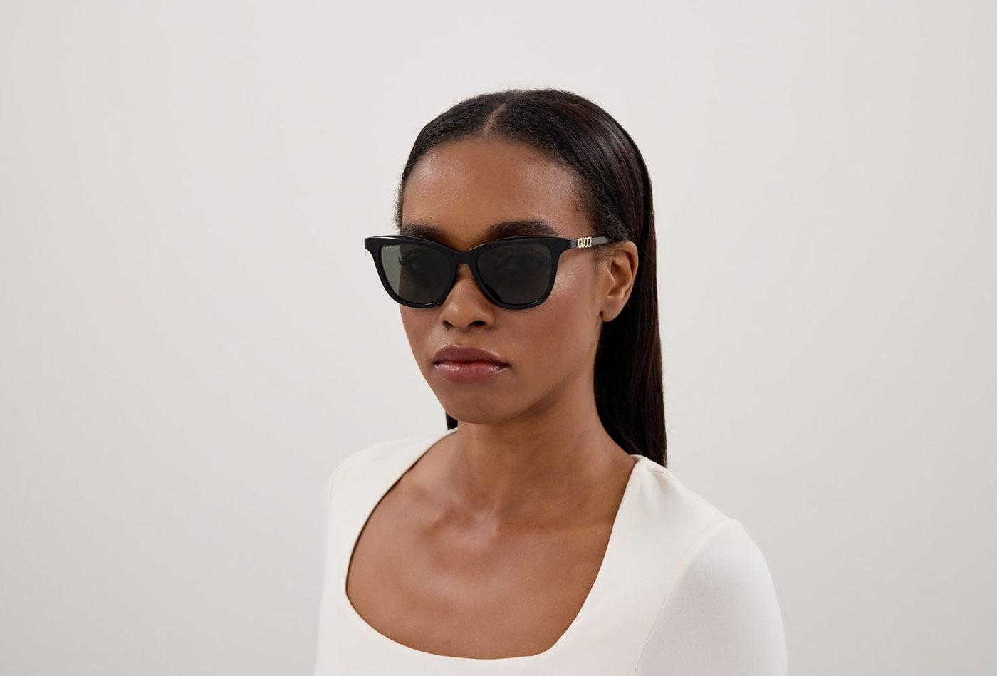 NWT Gucci GG2032S-004 Sunglasses Gucci GG2032S Cat Eye Sunglasses | Fashion Eyewear US main image 2