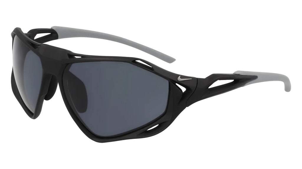 サングラス NIKE Woman Sunglasses Grey FJ1975 060 NIKE BRAZEN BOOST FJ1975 Sunglasses - Nike Authorized