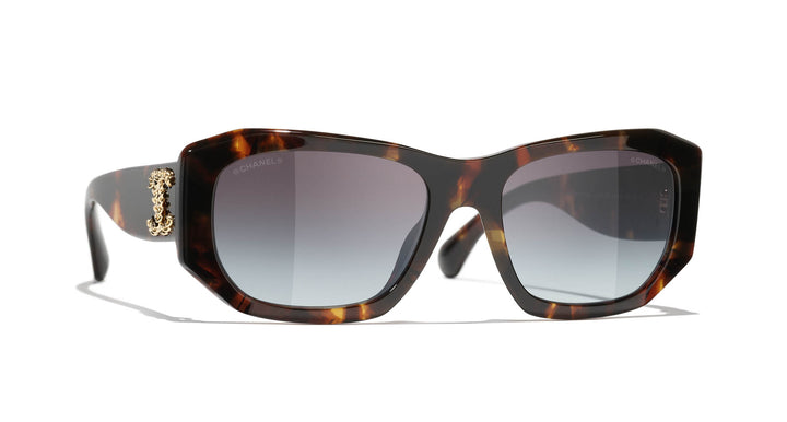 CHANEL 5554 Rectangle Sunglasses | Fashion Eyewear US