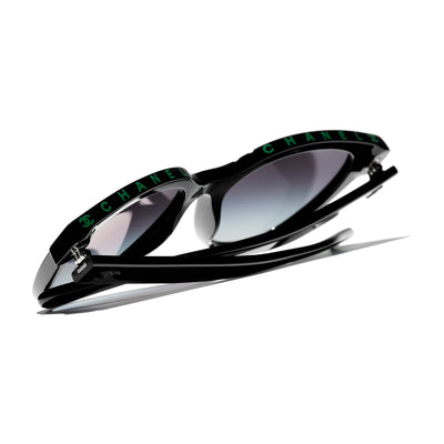 #colour_black-green-grey-gradient