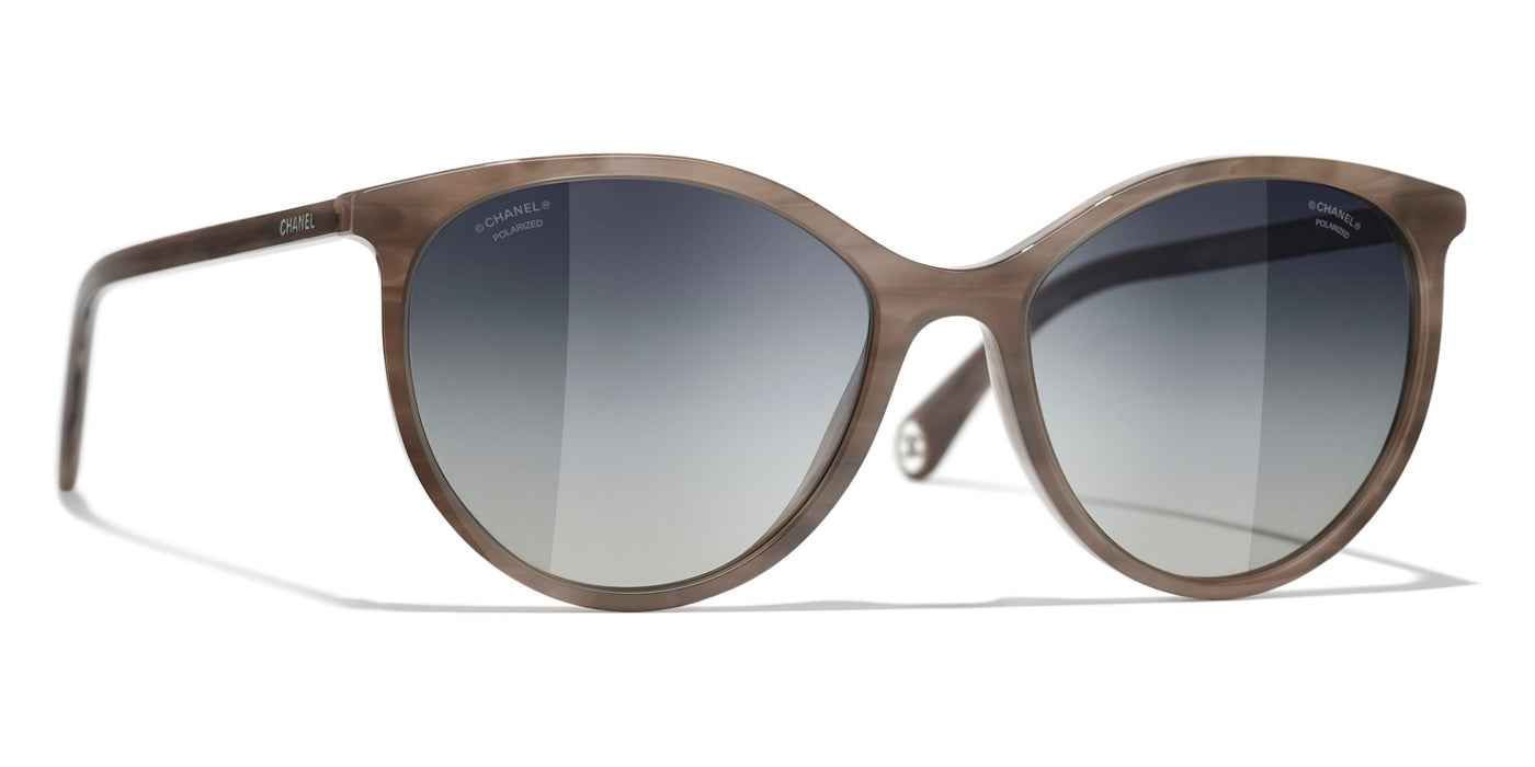 sunglasses woman  Vintage chanel, Zonnebril, Chanel