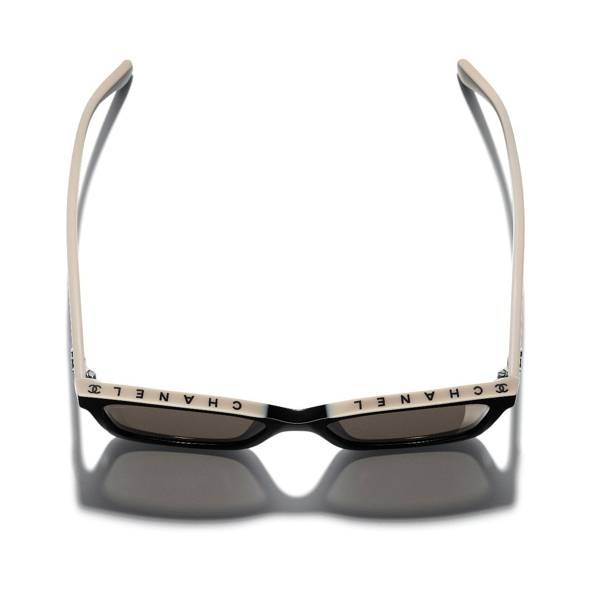 Chanel Green Logo Black Frame Sunglasses REC1348 – LuxuryPromise